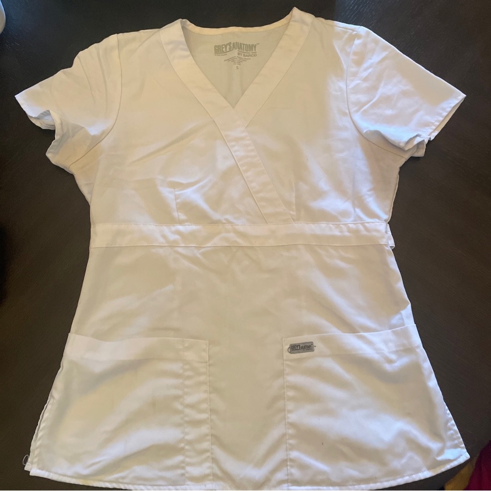 Greys anatomy by barco white womens scrub top small s